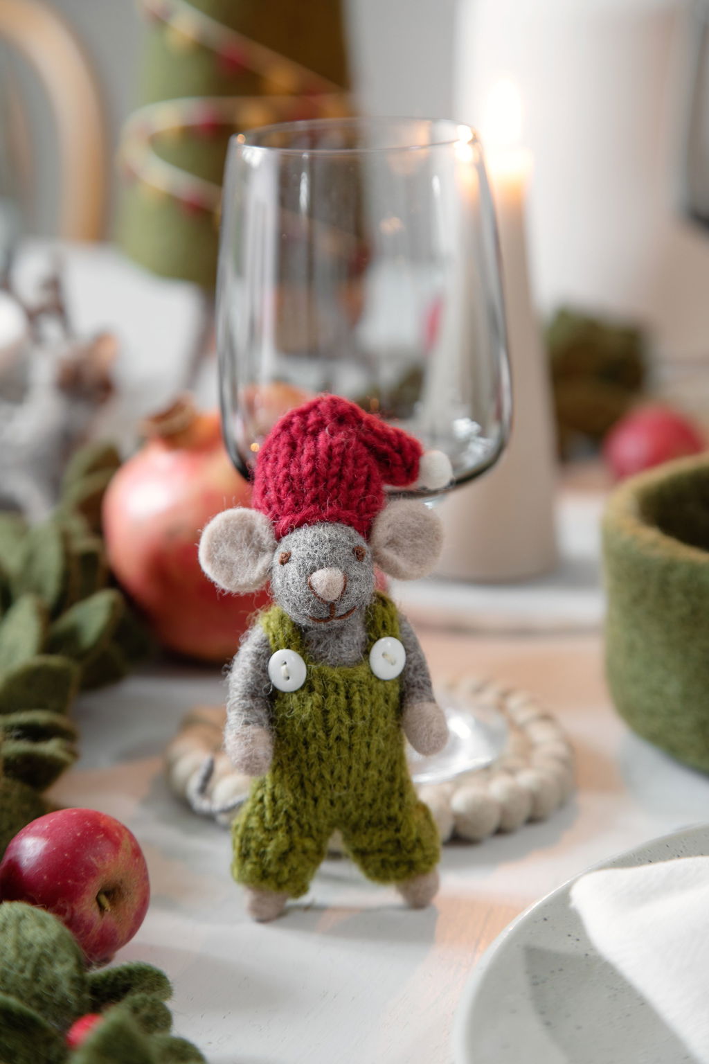 Gry & Sif Weihnachtsmaus „graue Maus / piniengrüne Hose“ 10cm