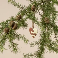 Maileg Weihnachtsbaumschmuck Herz aus Metall „helllila“ 6cm