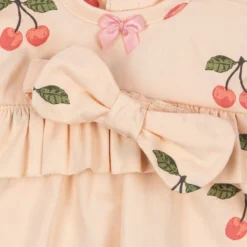 Konges Sløjd Puppen-Kleidung „Ma Grande Cerise“ für 42cm Puppen