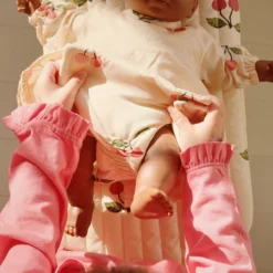 Konges Sløjd Puppen-Wickelset „Ma Grande Cerise Pink“ für 42cm Puppen