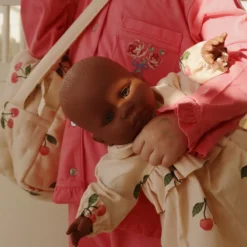 Konges Sløjd Puppen Wickeltasche „Ma Grande Cerise Pink“