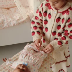 Konges Sløjd Strickjacke Belou „Erdbeere“