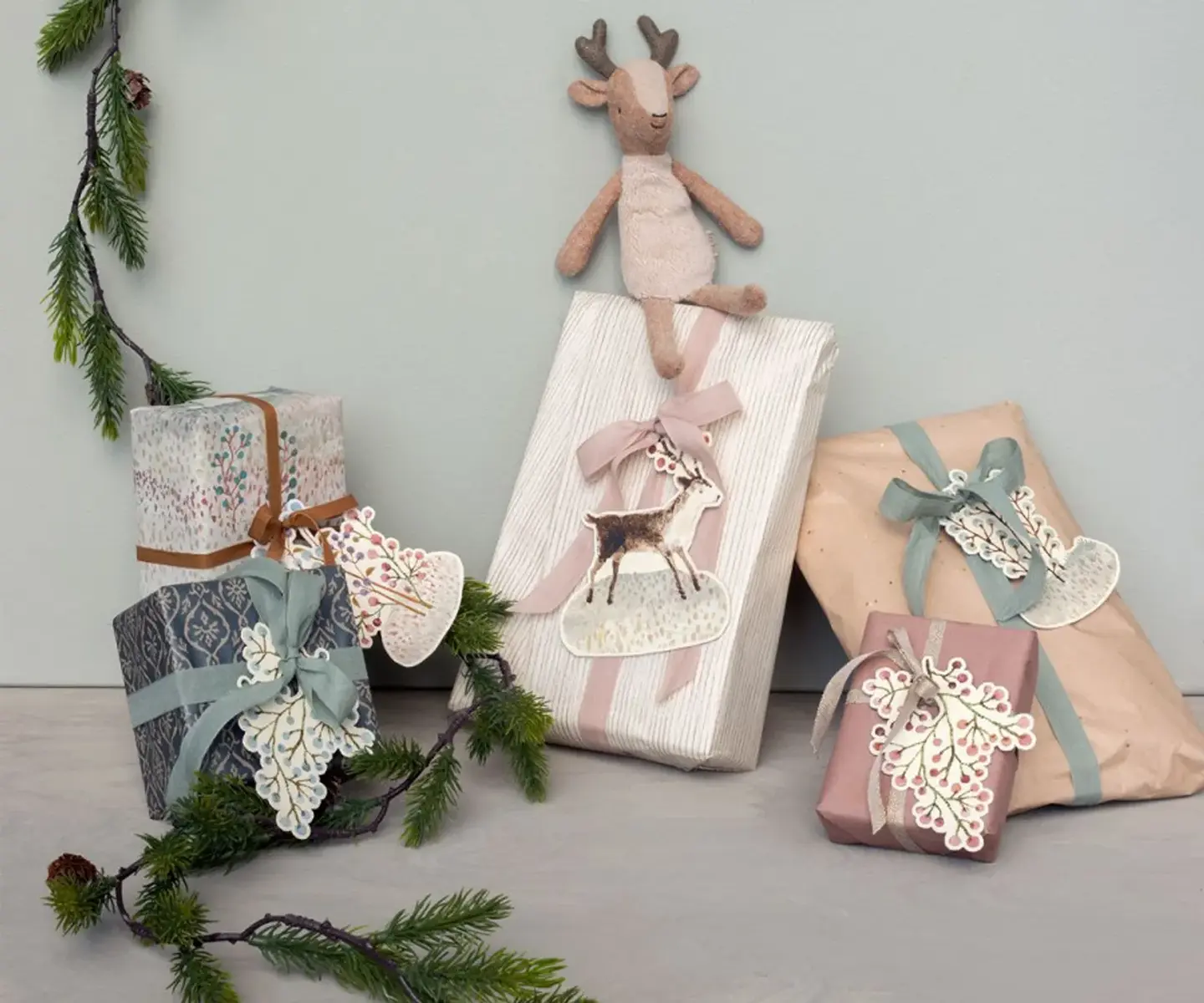 Maileg Geschenkanhänger-Set „Winter Wonderland“ 20-teilig 1.webp Maileg Geschenkanhänger-Set „Winter Wonderland“ 20-teilig 2.webp
