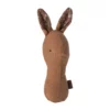 Maileg Lullaby Friends Baby-Rassel „Hase : Schokolade“ H15cm