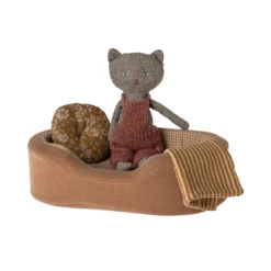 Maileg Spiel-Hundekorb für Kuscheltiere „braun“, L29cm