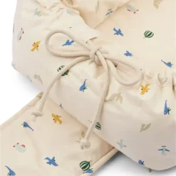 Liewood Gro Babylift / Babynest „Aviator / Ecru“, Bio-Baumwolle
