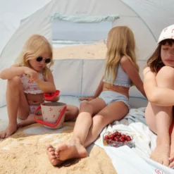 Liewood Pop-Up UV-Strandzelt Cassie „Pure sky : Creme“, Strandmuschel, UV-Schutz 40+