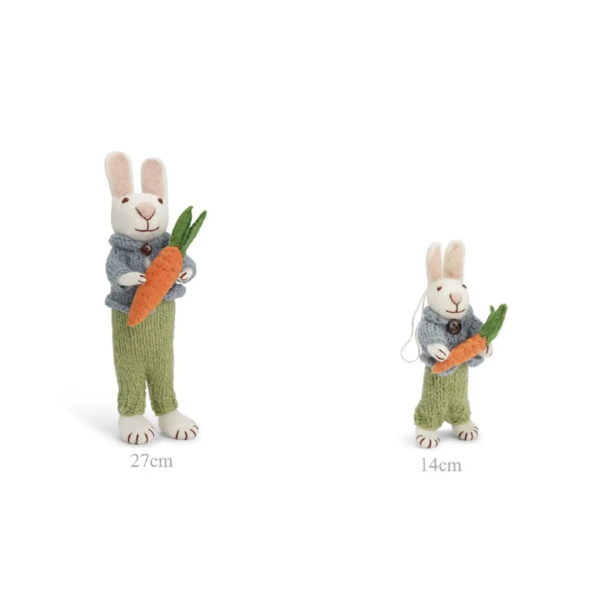 Gry & Sif Hasenfamilie „weißer Hase mit Jacke, Hose und Karotten“ H14cm