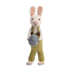 Gry & Sif Hasenfamilie „weißer Hase mit Latzhose und blauem Osterei“ H27cm