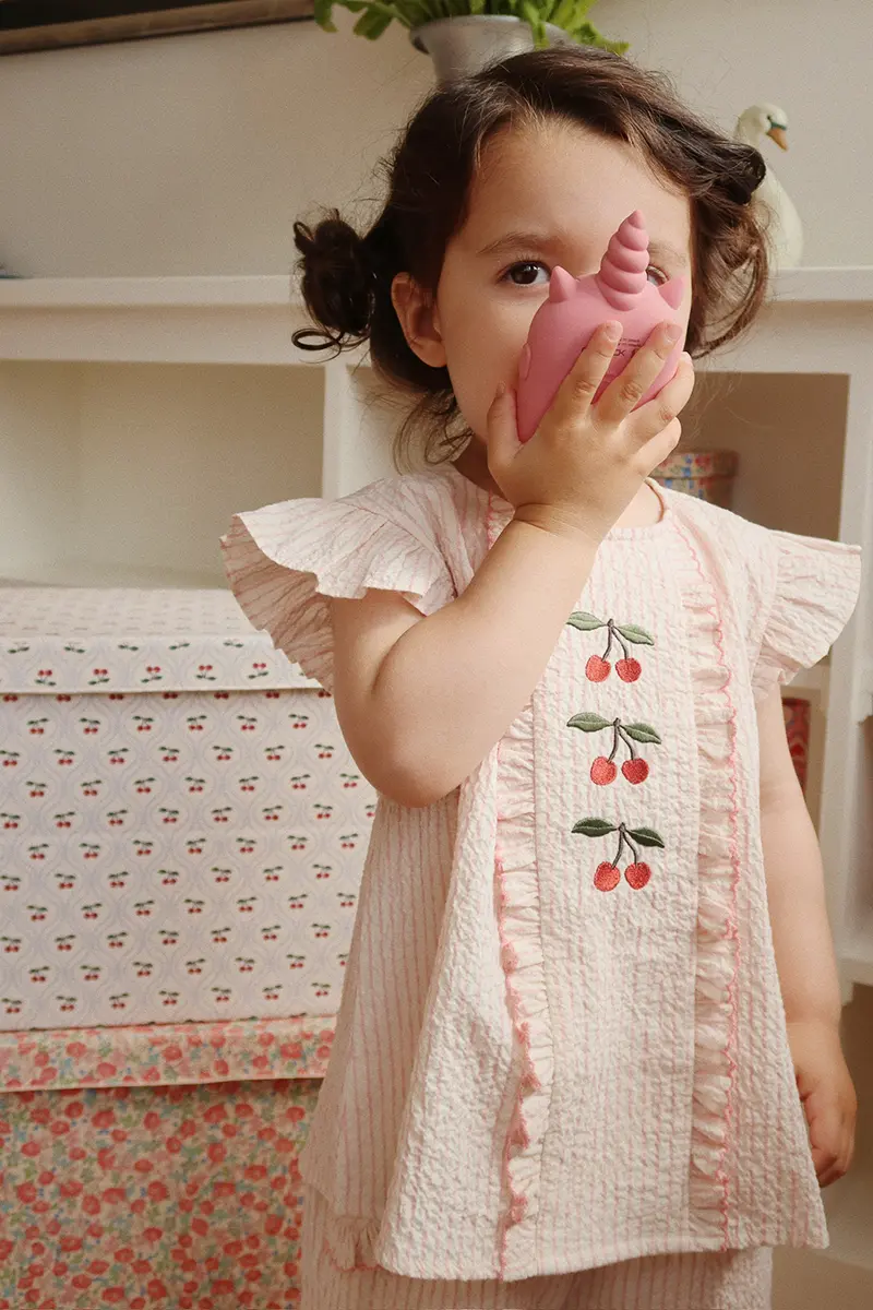 Konges Sløjd kleine Aufbewahrungsbox „Cherry“