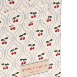 Konges Sløjd kleine Aufbewahrungsbox „Cherry“