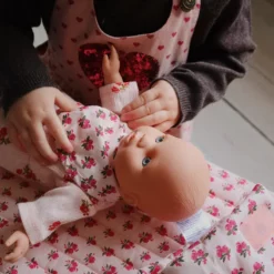 Konges Sløjd Puppenwickeltisch „Rosie Rose“