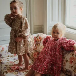 Konges Sløjd Pailletten-Kleid Lila „Sparkling Sangria“