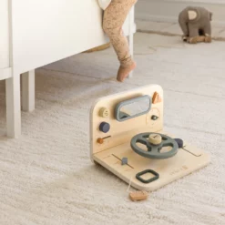 Sebra Aktivitätstafel aus Holz „Auto“, FSC®, 30x20cm
