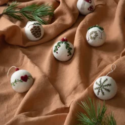 Gry & Sif Weihnachtsbaumschmuck „Christbaumkugel“
