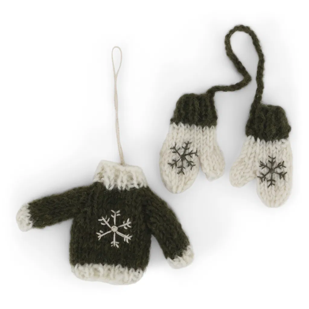 Gry & Sif Weihnachtsbaumschmuck „Strickpulli und Handschuhe, grün“