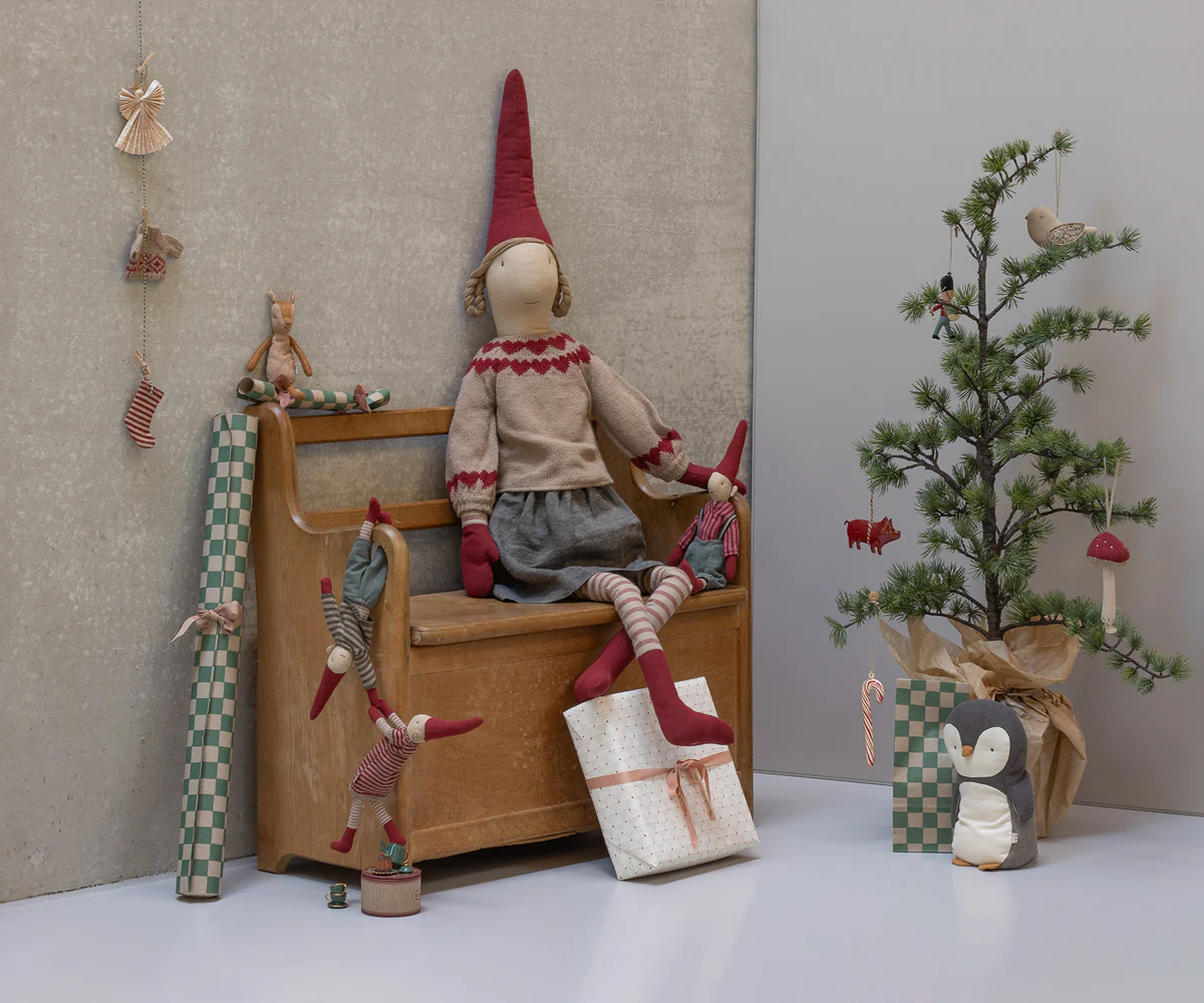 Maileg Pixy, Gr. 6 - Weihnachtswichtel Mädchen - Rock und Strickpullover, H106cm – Bild 2