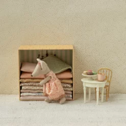 Maileg Puppenhaus Vintage Beistelltisch, Maus - Creme