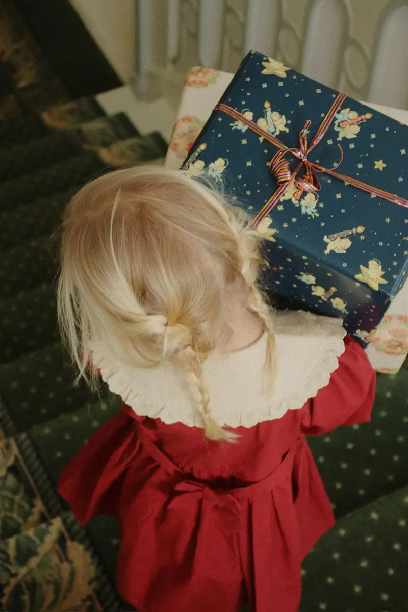 Konges Sløjd Geschenkpapier „Lucia“