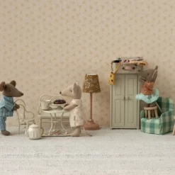 Magen Puppenhaus Café-Tisch-Set, Maus, Klein, Cremefarben