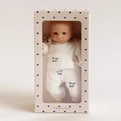 Konges Sløjd Mini-Puppe „Meine erste Puppe / Cherry“, H21cm, Modell 2026