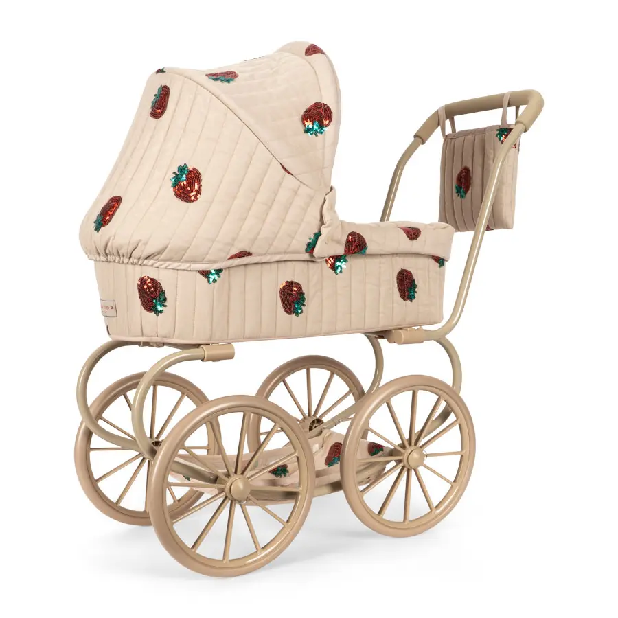 Konges Sløjd Minnie Puppenwagen mit Tüll und Pailetten „Strawberry“, niedrige Version