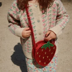Konges Sløjd Glitzer-Schultertasche Erdbeere für Kinder „Tut / Barbados Cherry“
