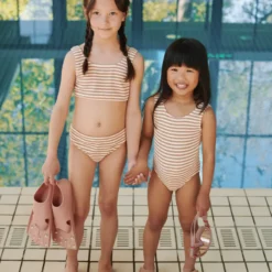 Liewood Kinder-Badeanzug Bianco „Coral blush / Creme de la creme“