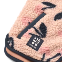 Liewood Vada Sherpa Weste für Kinder „Mega Cherry heart / Rosey“