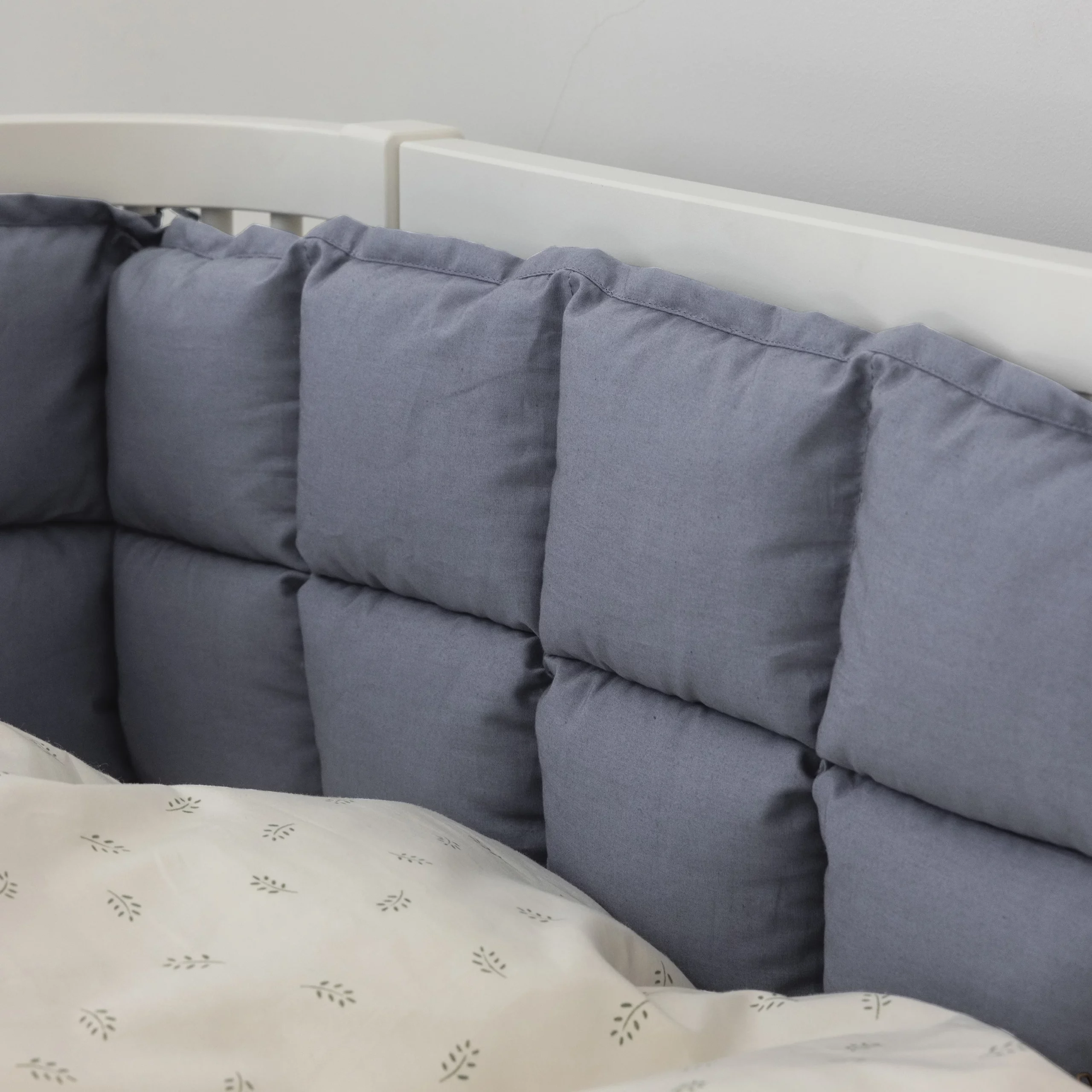 Sebra Bettnestchen „Dusty blue“, Bio-Kapokfüllung, L180cm