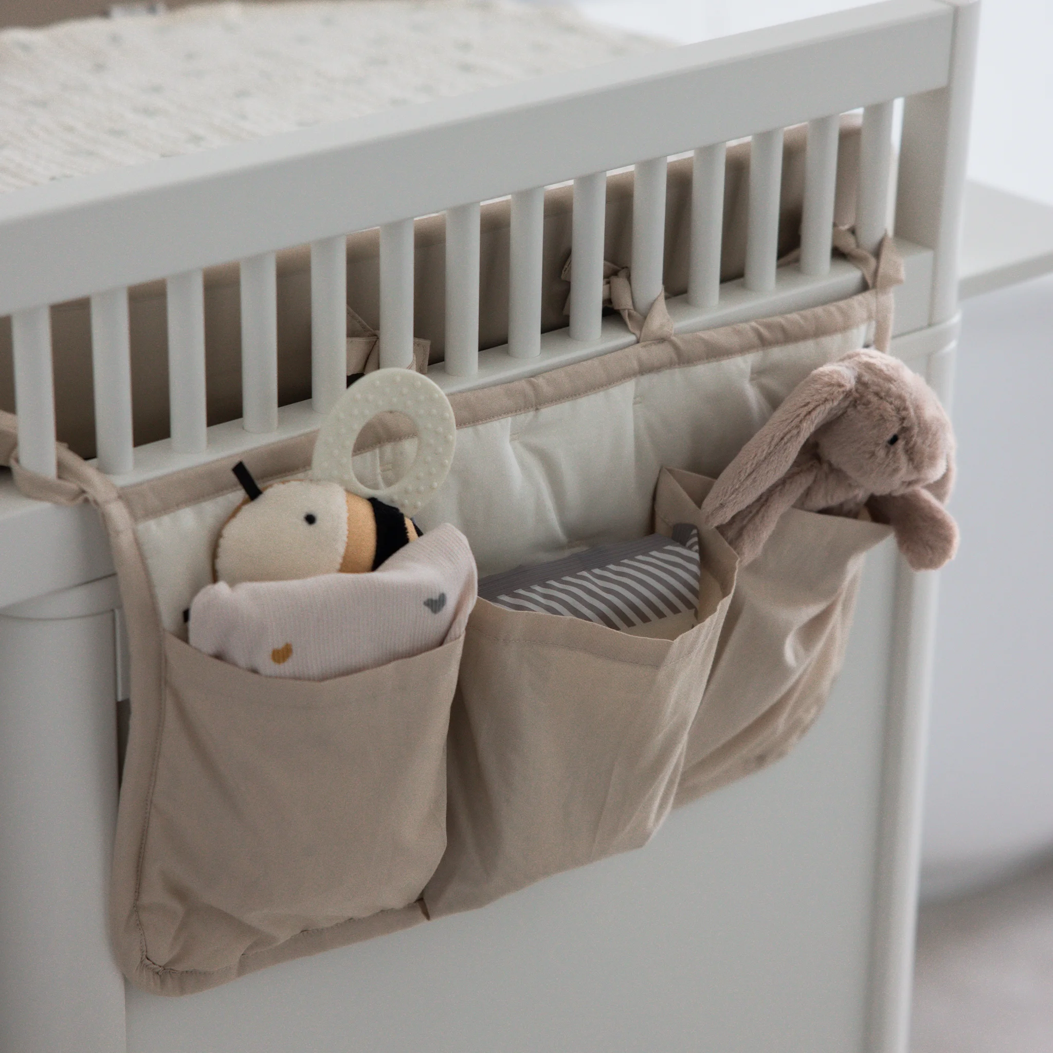 Sebra Hänge-Organizer mit 3 Taschen „Morning beige“