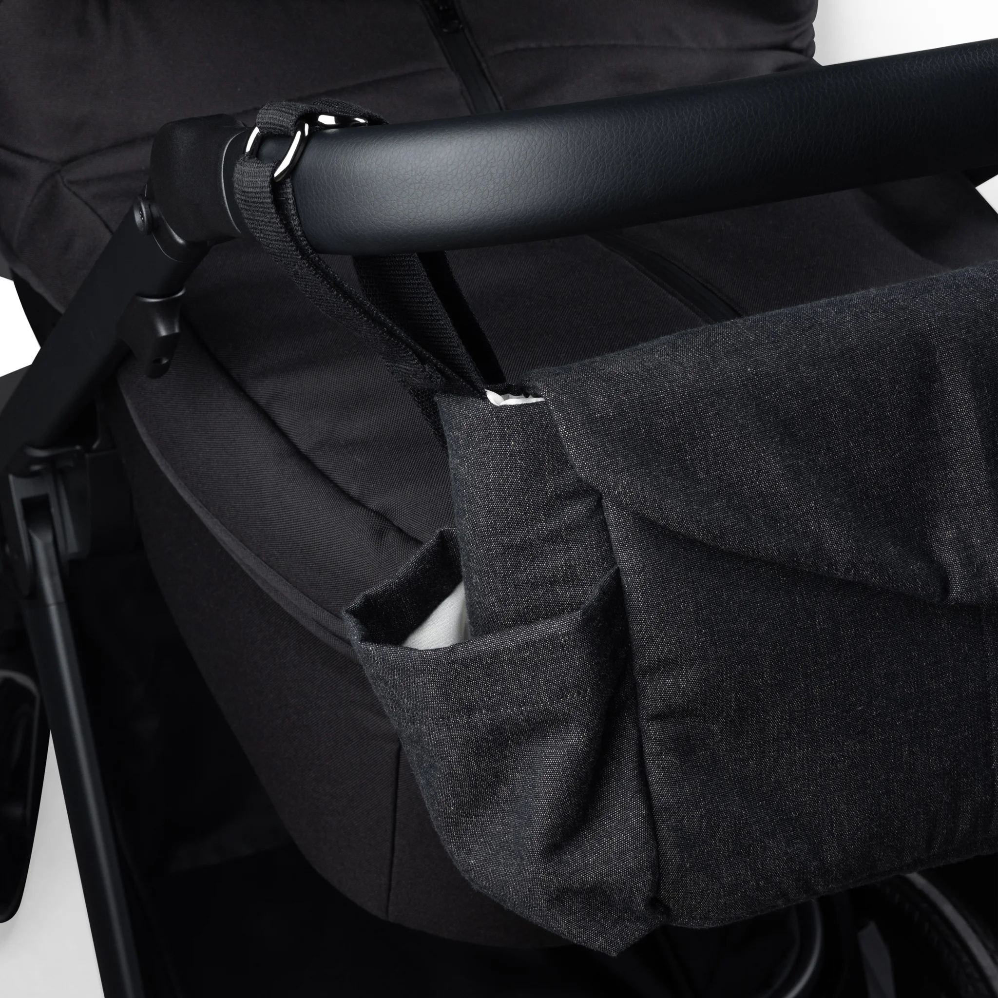 Sebra On-the-go Mini Wickeltasche „dark grey melange“