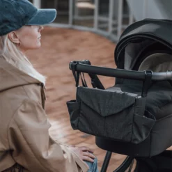 Sebra On-the-go Mini Wickeltasche „dark grey melange“