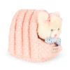 Konges Sløjd Kuscheltier Katze „Calore“ mit Korb, beige