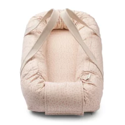 Liewood Gro Babylift / Babynest „Mini leo / Sandy“, Bio-Baumwolle