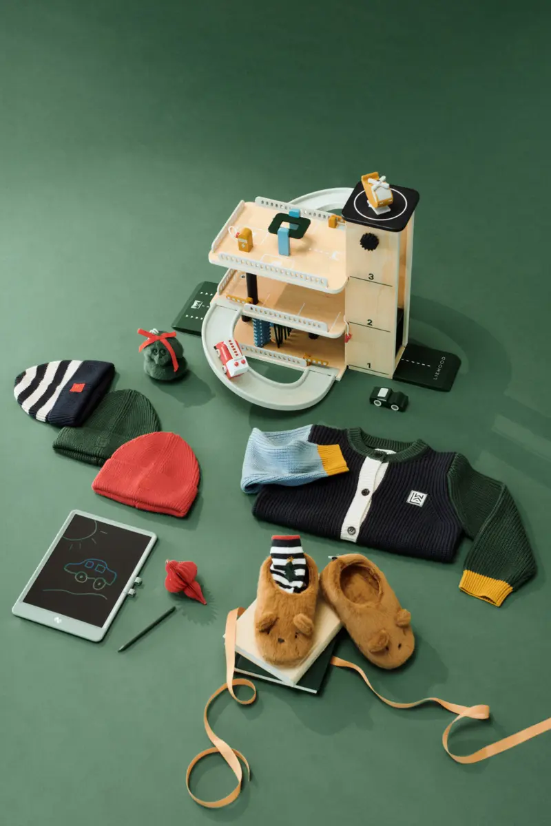 Liewood Holz-Parkhaus Jordy „Beach Blue Multi mix“