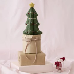 Gry & Sif Weihnachtsmaus „weiße Maus / Mantel“ 8cm – Herstellerbild 2