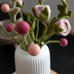 Gry & Sif Filzblumen „Rose / weiß“ 34cm – Herstellerbild 3