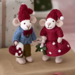 Gry & Sif Weihnachtsmaus „weiße Maus / Flechtherz“ 12cm – Herstellerbild 2