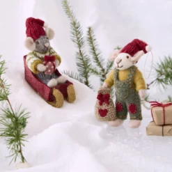 Gry & Sif Weihnachtsmaus „graue Maus / Schlitten“ 10cm – Herstellerbild 2