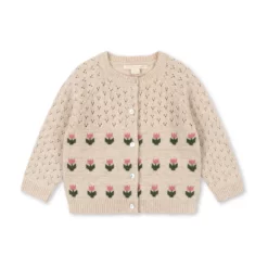 Konges Sløjd Strickjacke Belle „Cream and Tulips“ – Vorderansicht mit Blüten