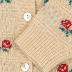 Konges Sløjd Strickjacke Belou mit Kragen „Rose“ – Bild 4