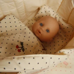 Konges Sløjd Babypuppe Bella „Creamy stripe“ – Bild 7