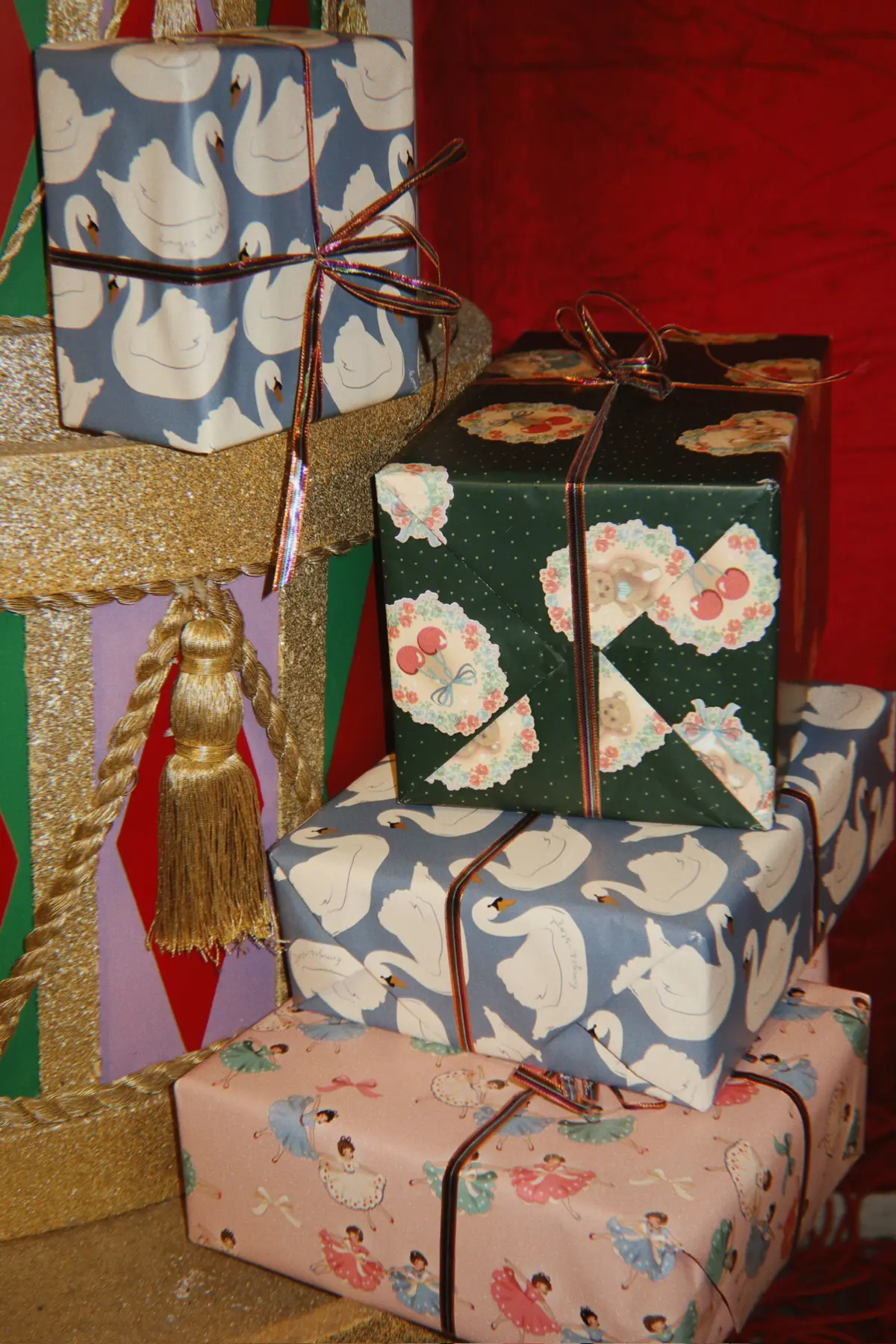 Konges Sløjd Geschenkpapier „Deer diary green“ – Bild 11