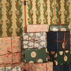 Konges Sløjd Geschenkpapier „Deer diary green“ – Bild 12