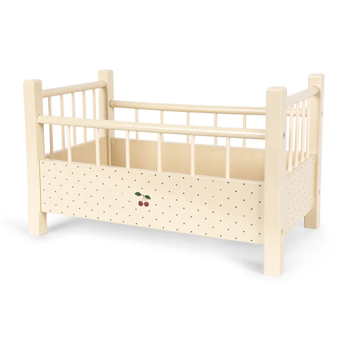 Konges Sløjd Puppenbett „Big Cherry“, FSC®-Holz auf weißem Hintergrund
