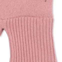 Konges Sløjd Schlupfmütze Collette „Pale Blush“ – Unterer Strickbund und Wellenkante