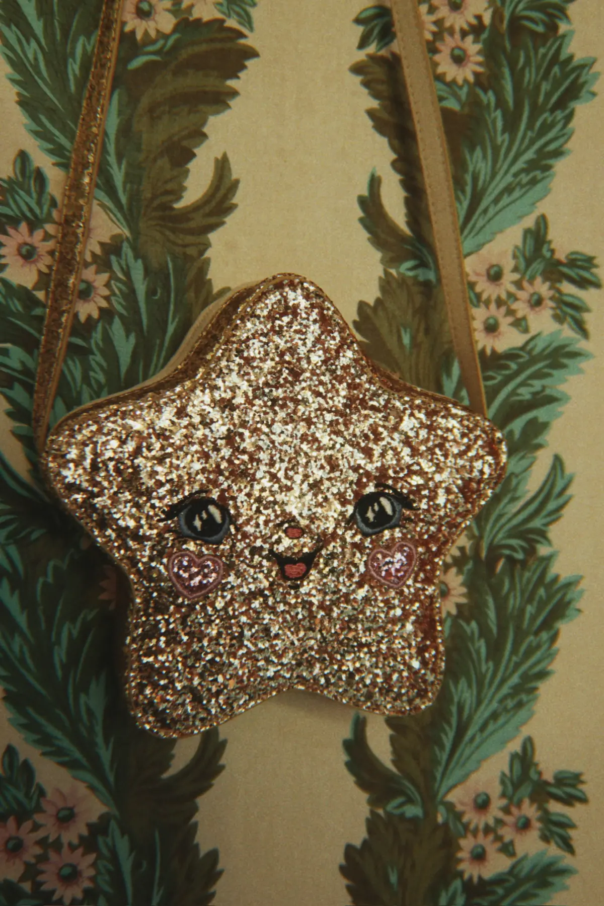 Konges Sløjd Sterntasche Tut „Gold“ – Detail der glitzernden Sternform