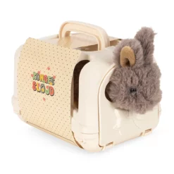 Konges Sløjd Take Care Of Me Kuscheltier „Hase“ mit Tragebox, H10cm auf weißem Hintergrund