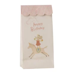 Maileg Geschenktüte Goodie Bag „Happy Birthday, Einhorn“, 12er-Set auf weißem Hintergrund